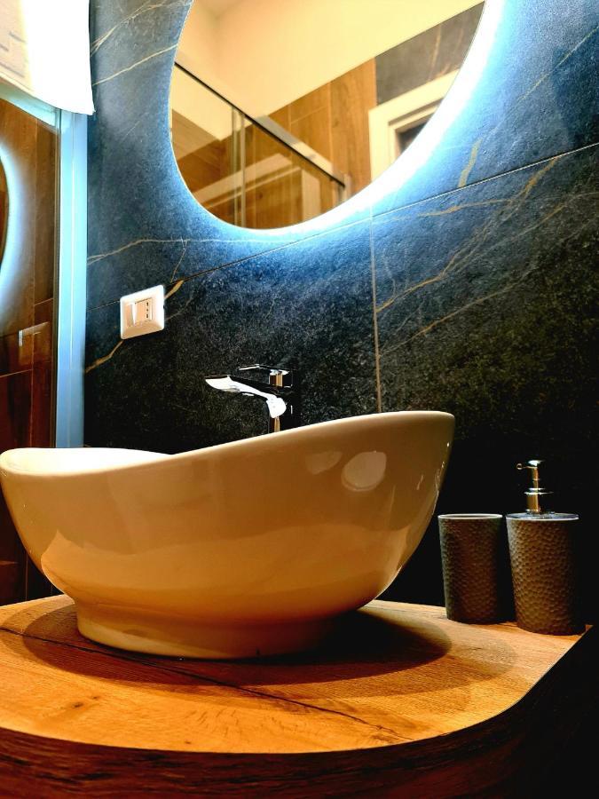 Bed and Breakfast Vivi A Napoli Exterior foto