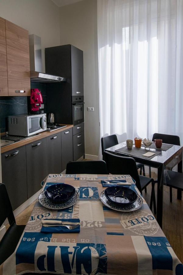 Bed and Breakfast Vivi A Napoli Exterior foto
