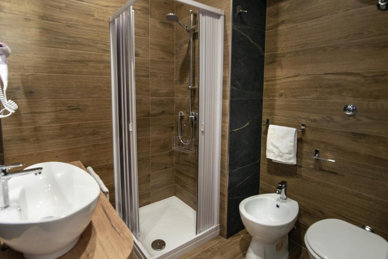 Bed and Breakfast Vivi A Napoli Exterior foto