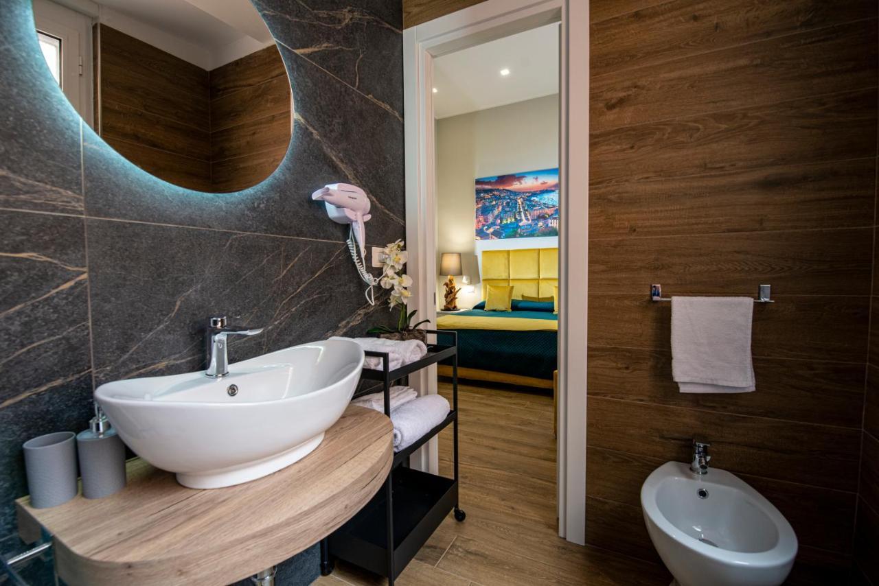 Bed and Breakfast Vivi A Napoli Exterior foto